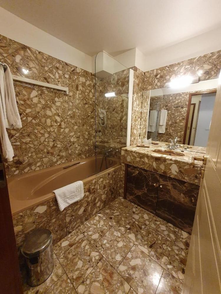 Hotel Amelie Brides-les-Bains Εξωτερικό φωτογραφία